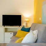 Stiloso Bilocale Terrace+parking Lejlighed *