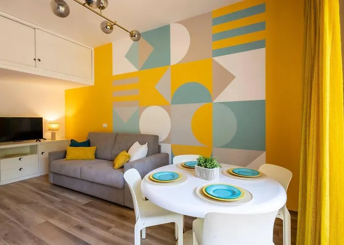 Stiloso Bilocale Terrace+parking アパート