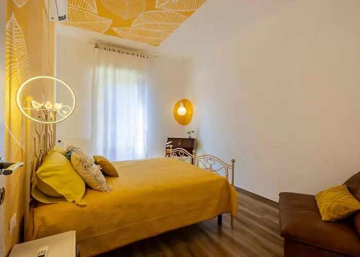 Stiloso Bilocale Terrace+parking Apartment *